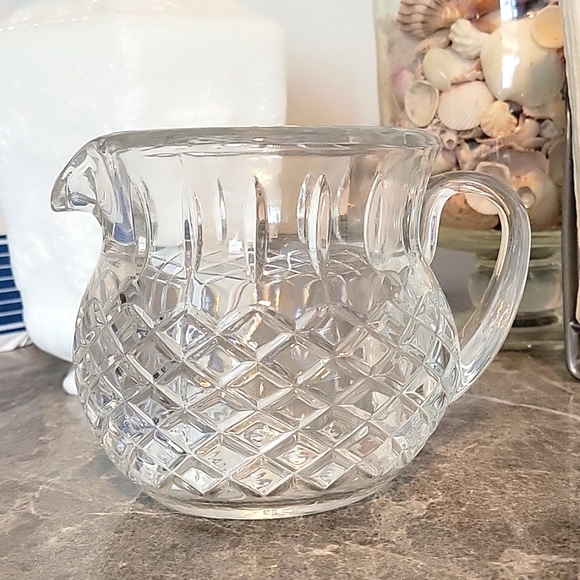 VINTAGE HEAVY CRYSTAL DIAMOND PINEAPPLE STARBURST PATTERN  PITCHER - Picture 2 of 5